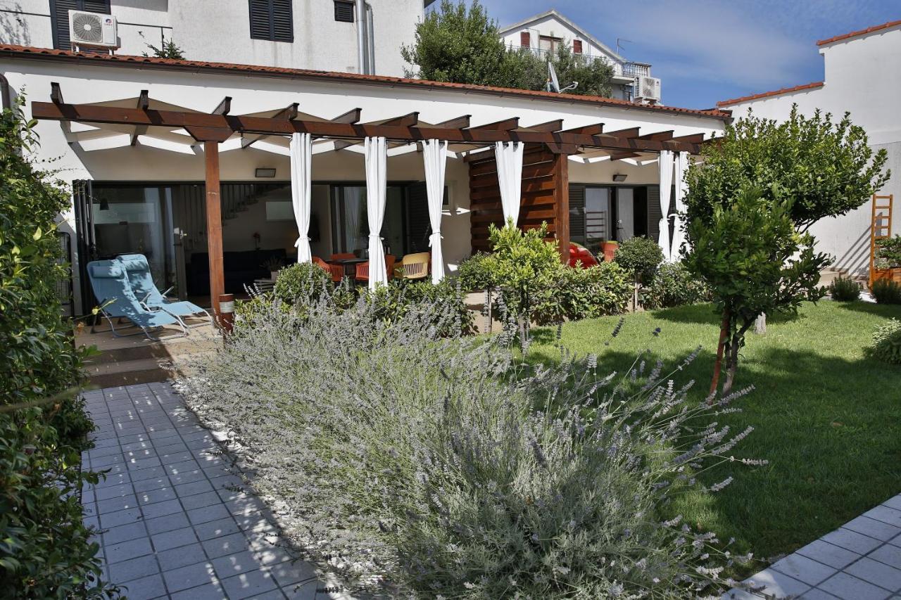 Villa Klara Vodice Exterior foto